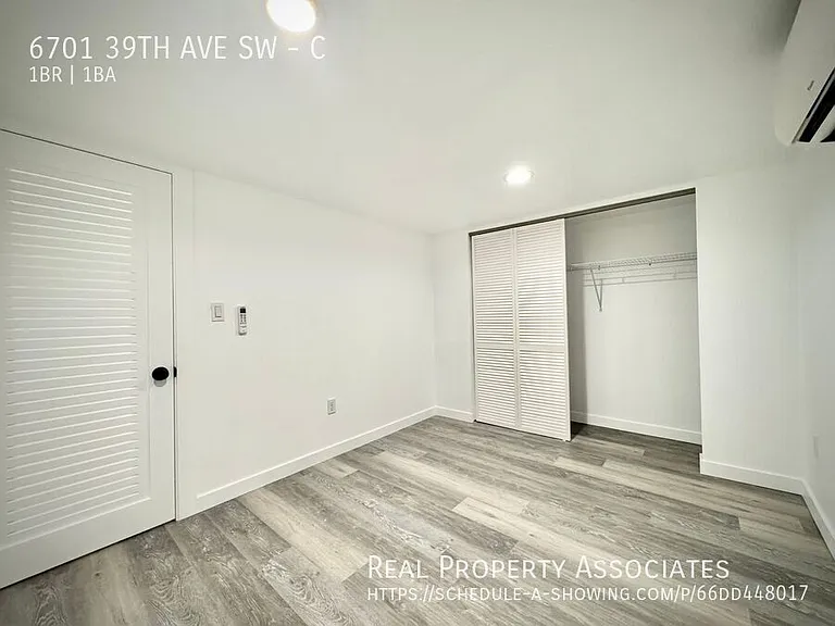 6701 39th Ave SW #C — Photo 6