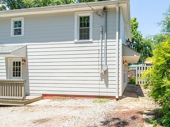 3rd image of 915 Sherrod Ave