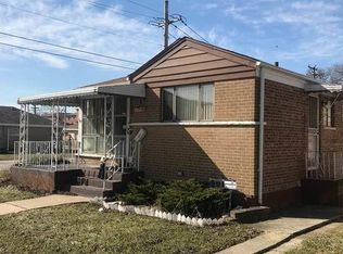 12546 S Lincoln St, Calumet Park, IL 60827