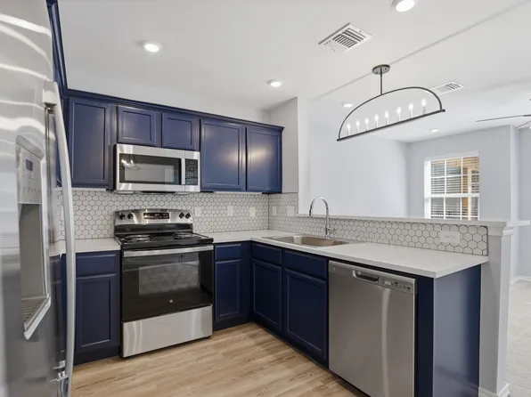 Villas at Rose Creek