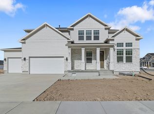 671 N 200 E, Providence, UT 84332