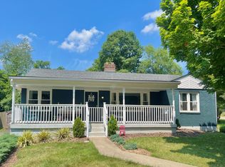 206 Pinewood Dr, Frankfort, KY 40601