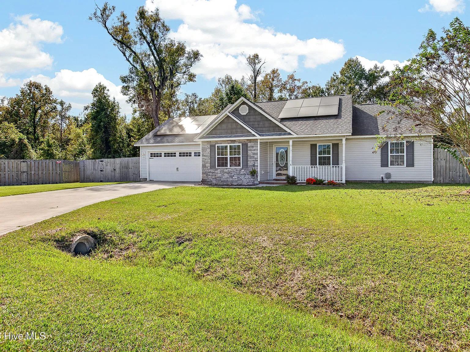 3 bed, 2.0 bath, $1,650 — Photo 3