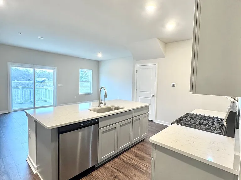 7512 Clayton Ave — Photo 7