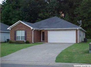 2046 Townhouse Ln, Hueytown, AL 35023