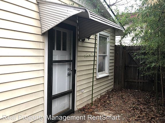 2nd image of 1010 W 22nd St #6278997