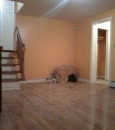 5th image of 3123 Gunther Ave