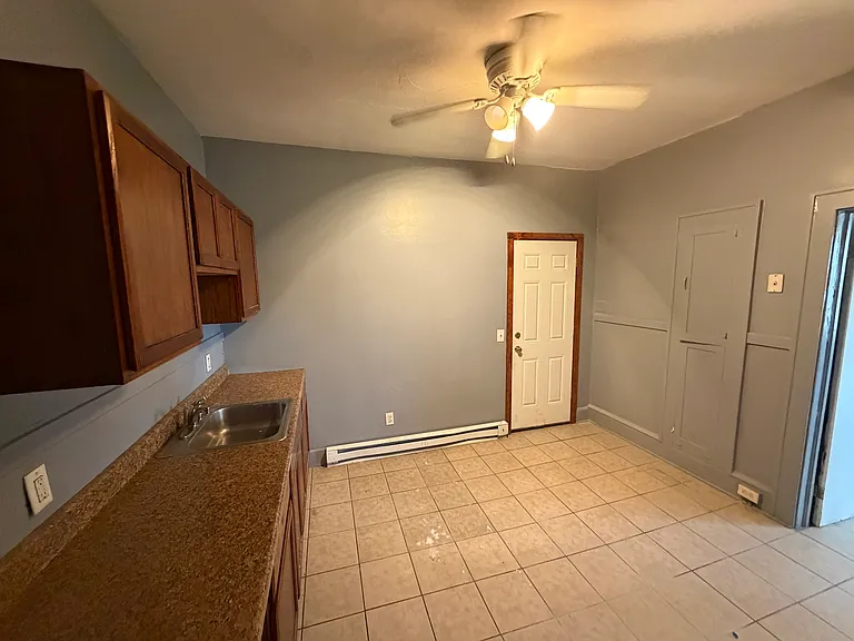 1841 Wyoming Ave — Photo 3