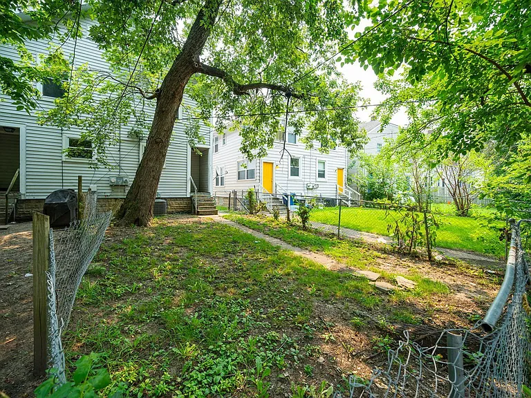 1429 N 6th St — Photo 22