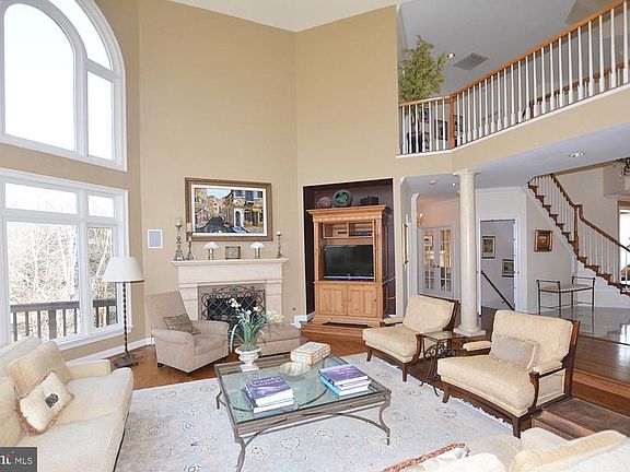 5th image of 10406 Van Patten Ln
