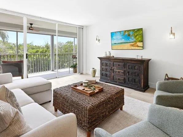 3 Bluebill Ave, Naples, FL
