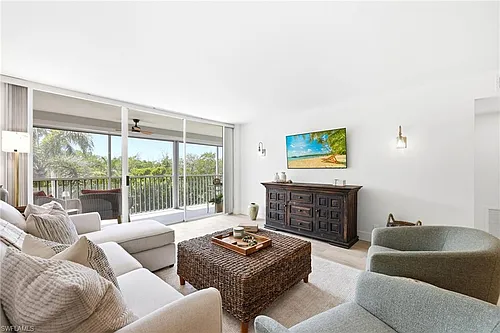 3 Bluebill Ave Photo 1