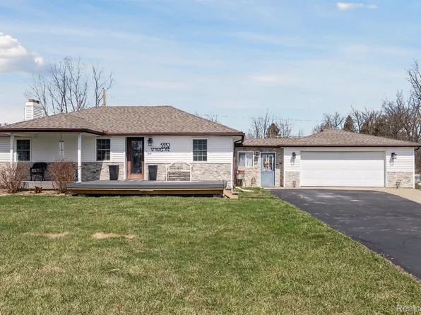 5332 W Maple Ave, Swartz Creek, MI 48473