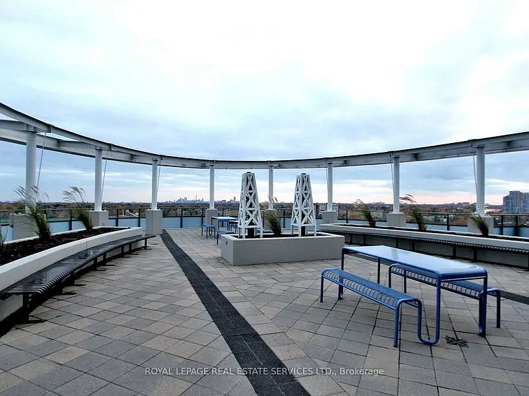 2885 Bayview Ave #207 — Photo 7