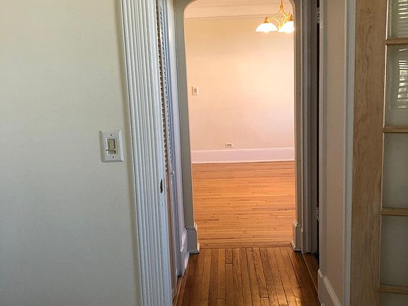 Hallway for orivacy
