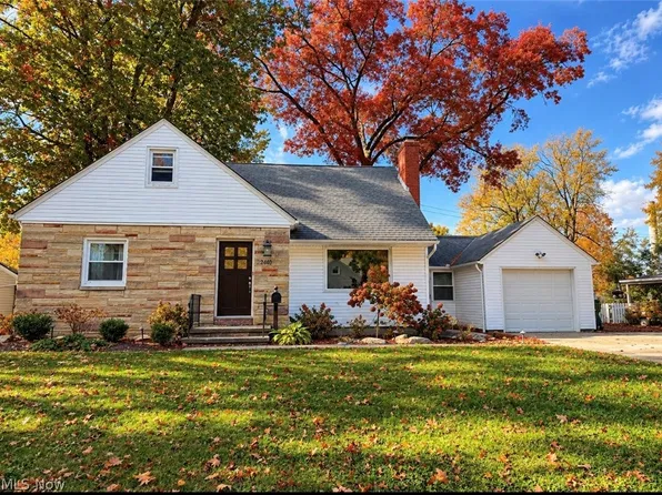 2440 18th St, Cuyahoga Falls, OH 44223