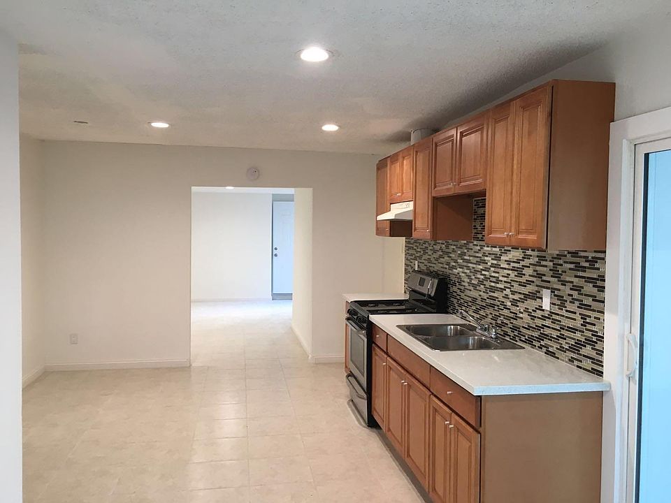 1st image of 1636 Potrero Grande Dr #B