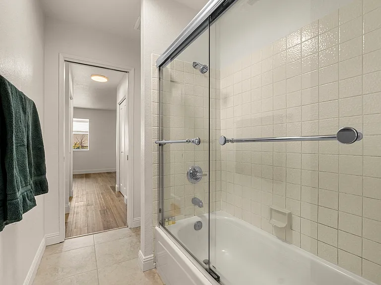 5607 Walnut Ave #9 — Photo 27