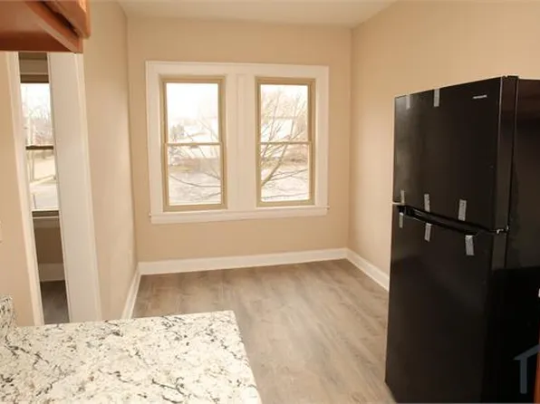 2004 Noble Rd, East Cleveland, OH 44112