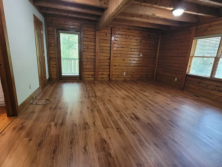 2391 Booth Cir — Photo 44