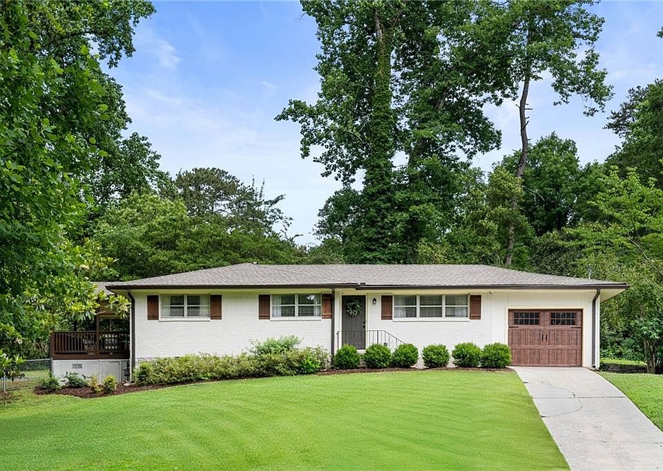 1st image of 2580 Dering Ct NE