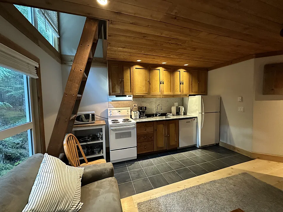 2154 Sarajevo Dr #3