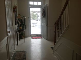 4 Bayberry Ln, Delran, NJ 08075