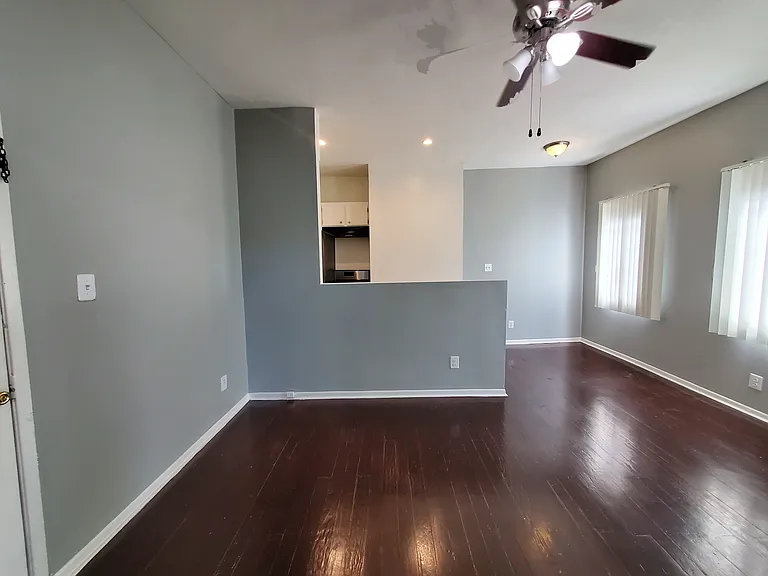 3020 Altura St #4 — Photo 4