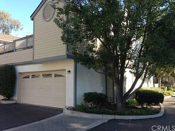 1st image of 1112 E Almond Ave APT 1