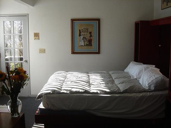5th image of 729 Ostend Ct