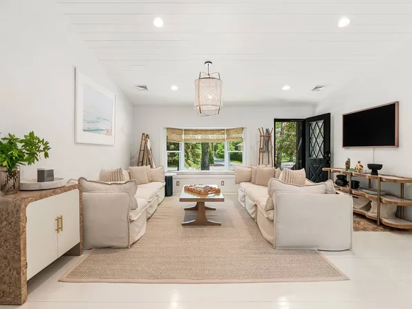 234 Norfolk Dr, East Hampton, NY 11937