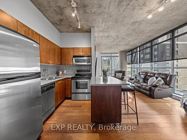 179 George St #603 — Photo 3