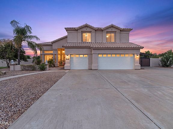3rd image of 241 S Equestrian Court