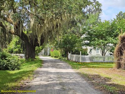 310 Drayton St, Mc Clellanville, SC, 29458
