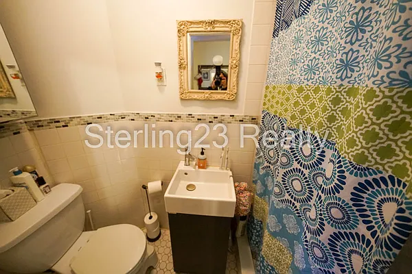 Rented by Sterling Realty Solution Inc | media 10