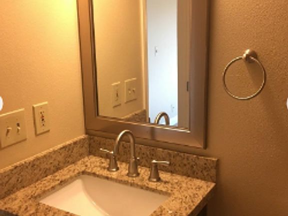 5th image of 1216 Patricia Ave APT 201