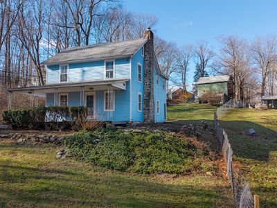 2 Stony Brook Road, Newtown, CT, 06470