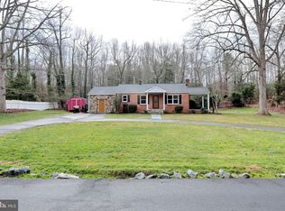 15385 Homeland Dr, Hughesville, MD 20637