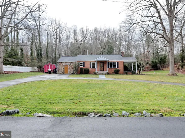 15385 Homeland Dr, Hughesville, MD 20637