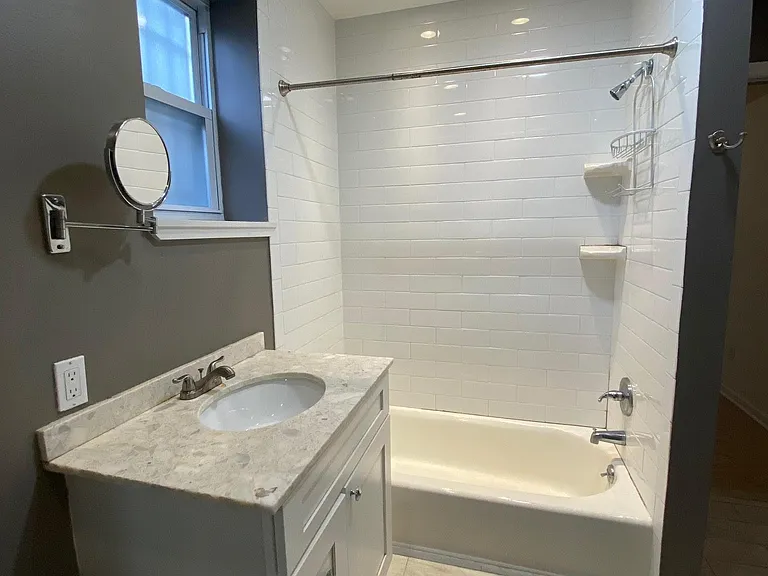 1305 Fairmont St NW #B — Photo 24