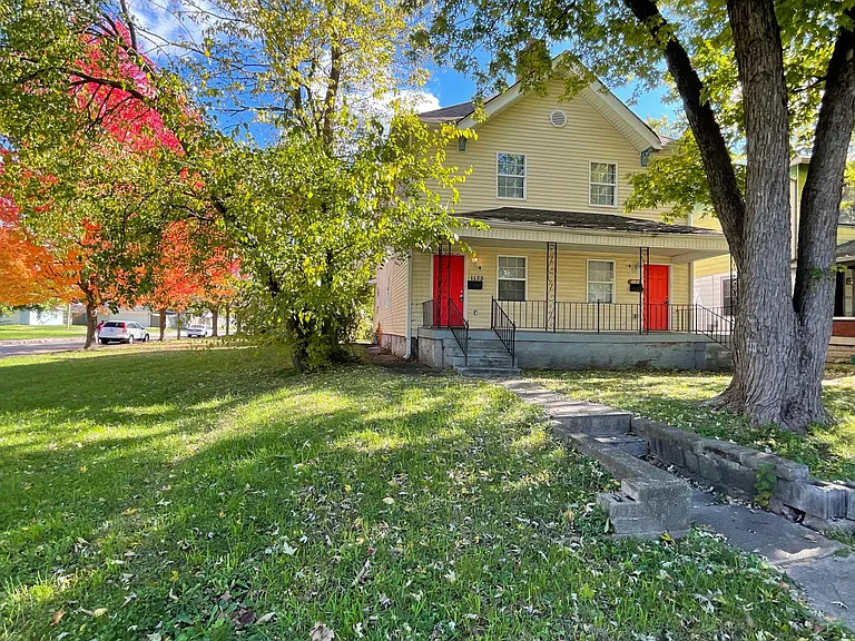 1133 N Keystone Ave — Photo 14