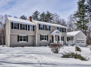 6 Blossom Rd, Windham, NH 03087