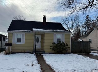 35247 Currier St, Wayne, MI 48184