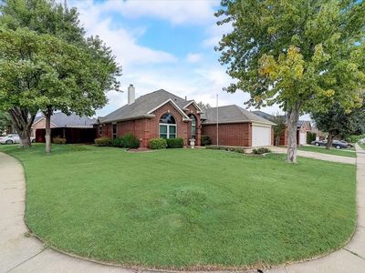 319 Fort Edward Dr, Arlington, TX, 76002