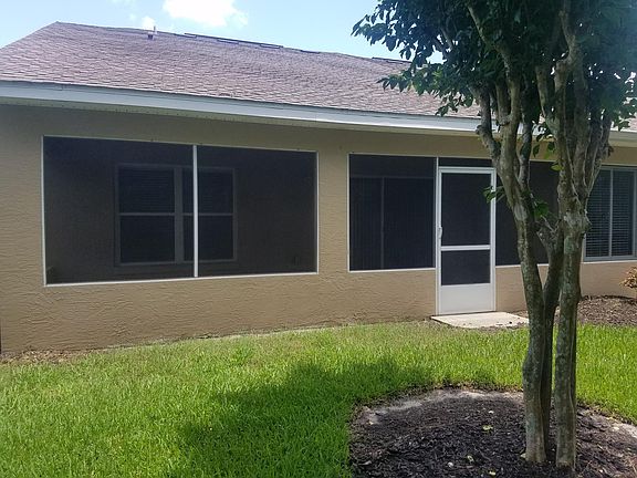 2nd image of 1611 Areca Palm Dr