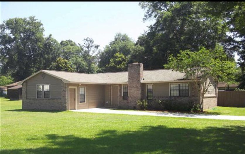 1st image of 405 SE Hubble St