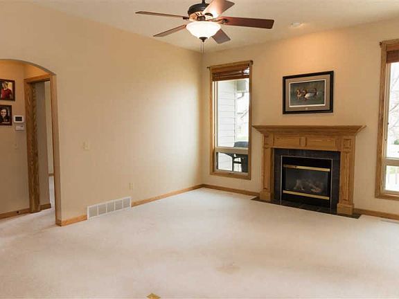 4th image of 5201 S Willow Brook Pl