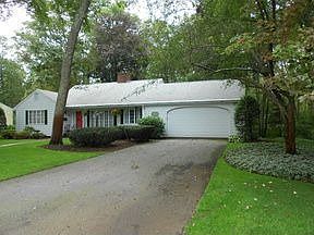 2nd image of 99 Country Club Ln