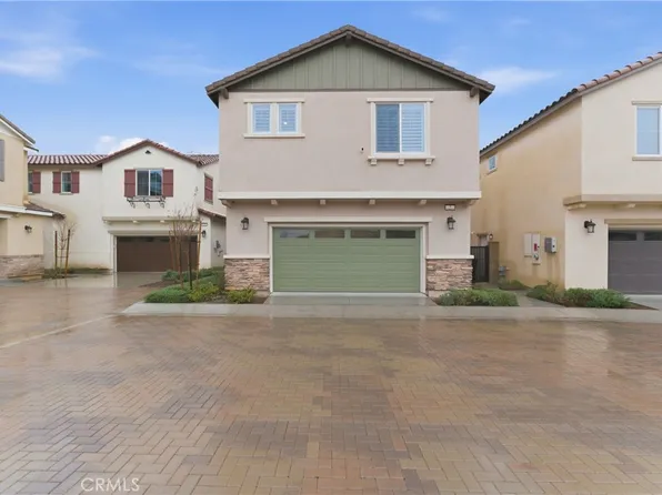 16281 Castello Ln #2, Fontana, CA 92336