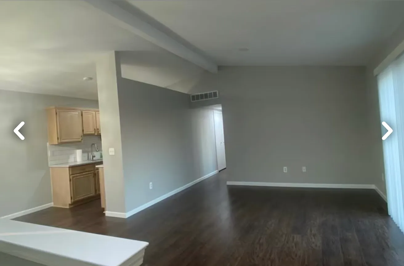 2 bed, 950 sqft, $1,550 — Photo 2